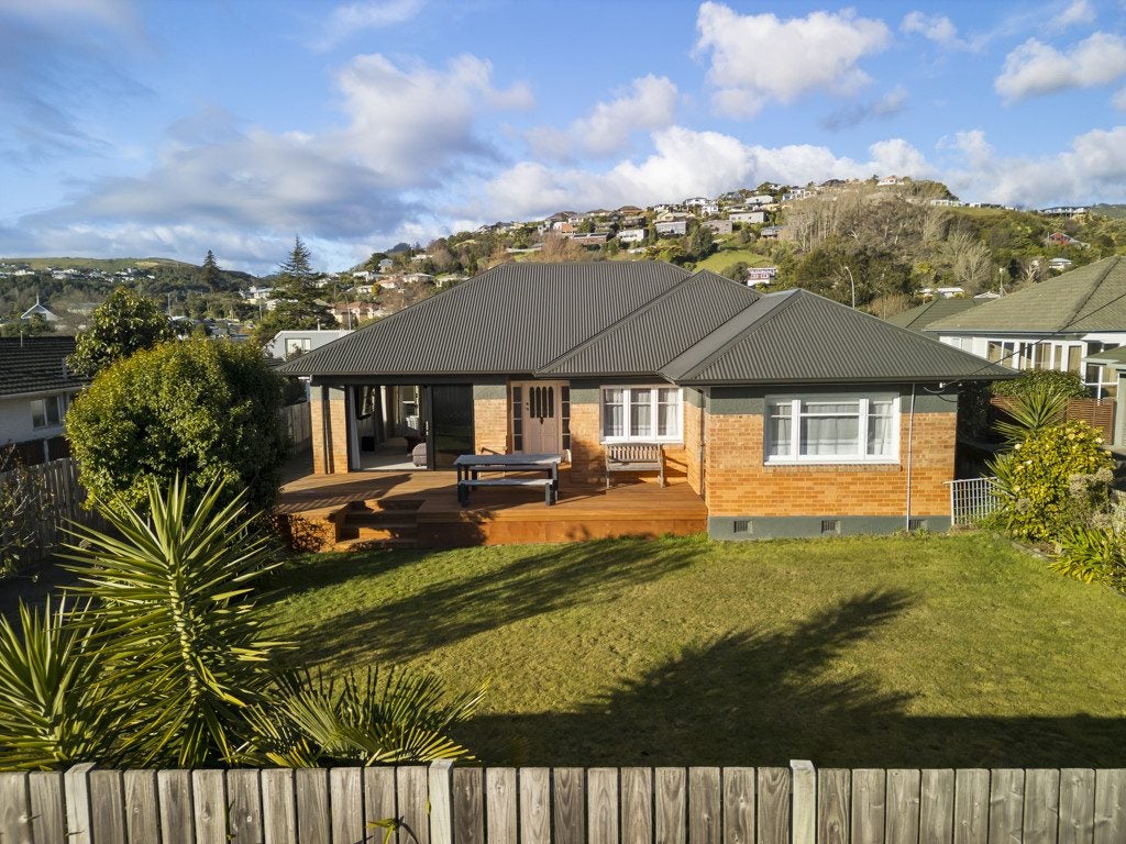19 Bledisloe Avenue, Stoke, Nelson - Carousel 1