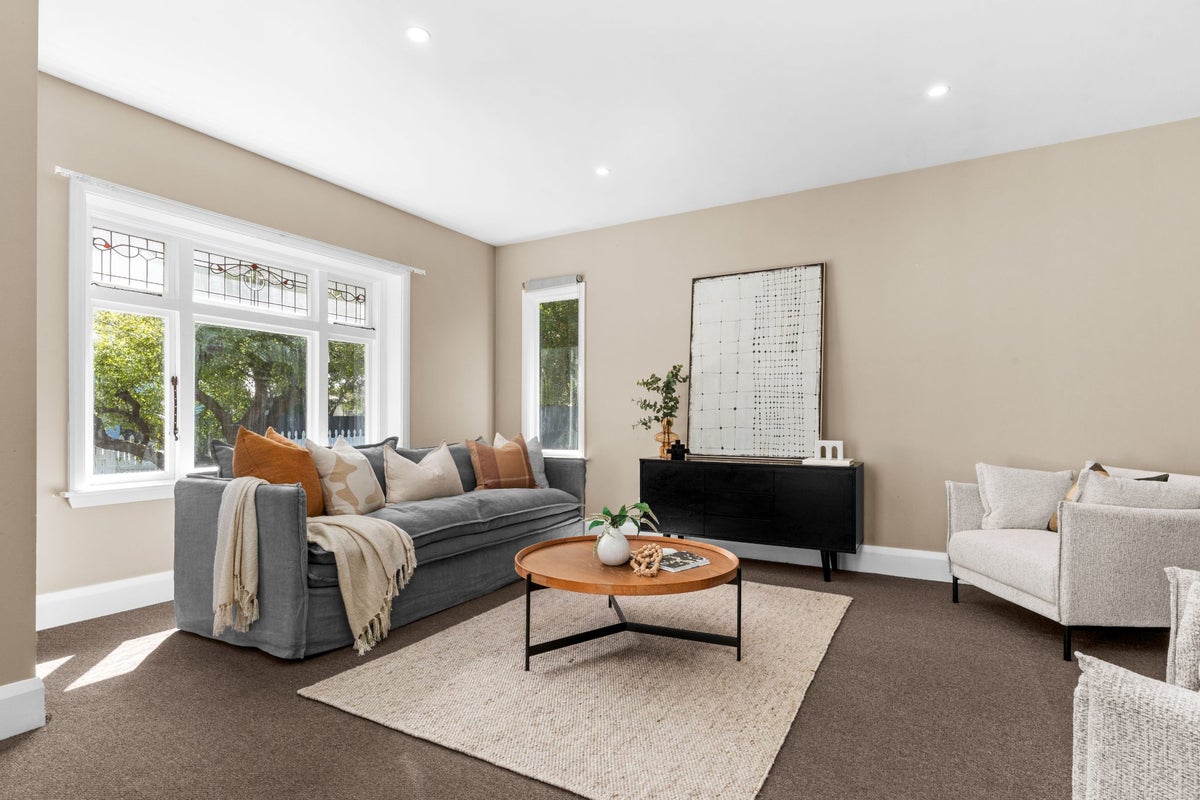 12 Koromiko Street, Saint Martins, Christchurch - Carousel 2