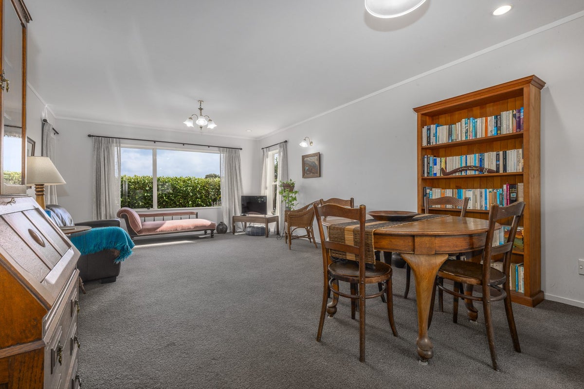 19B CAMPBELL AVE, PARAPARAUMU, PARAPARAUMU - Carousel 1