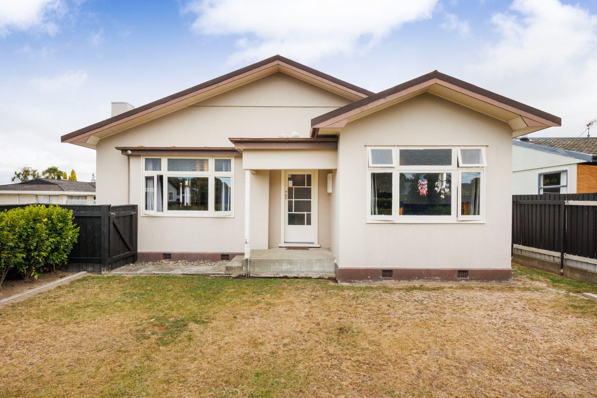 36 Wood Street, Takaro, Palmerston North - Carousel 15