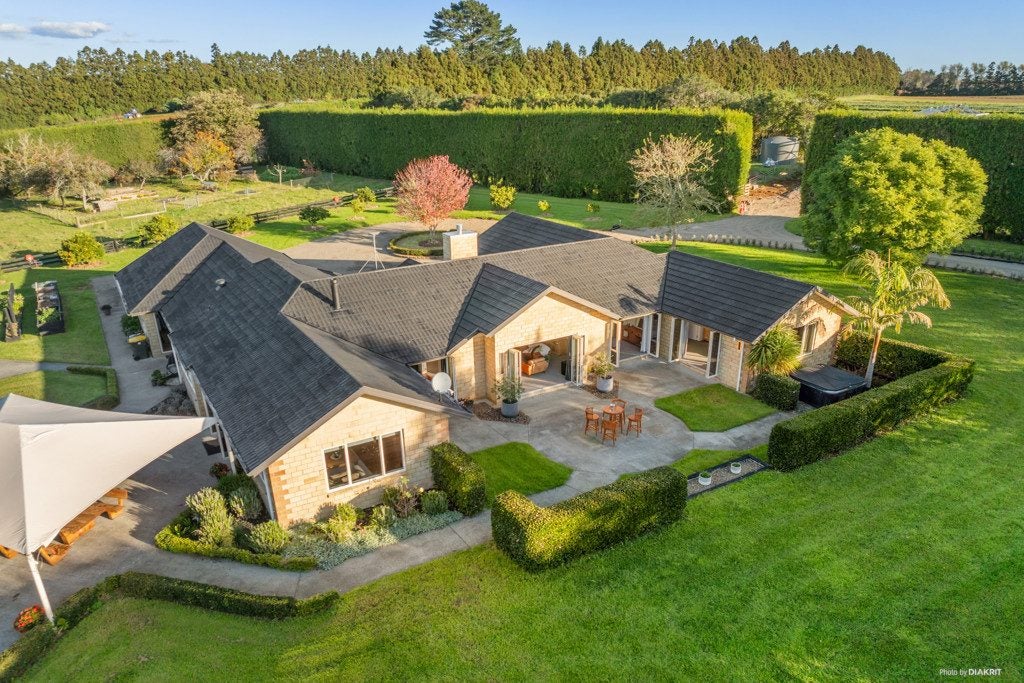 284 Patumahoe Road, Pukekohe, Pukekohe - Carousel 1