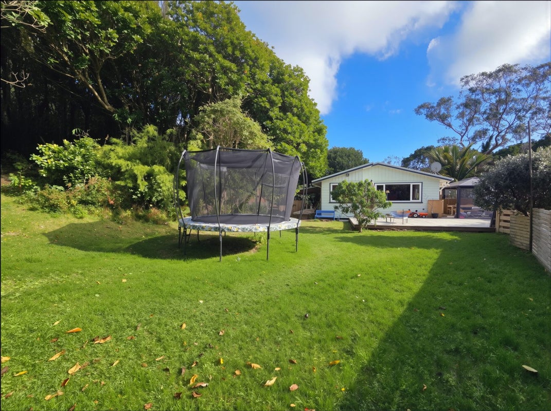 73 Valley Road, Paraparaumu, Paraparaumu - Carousel 2