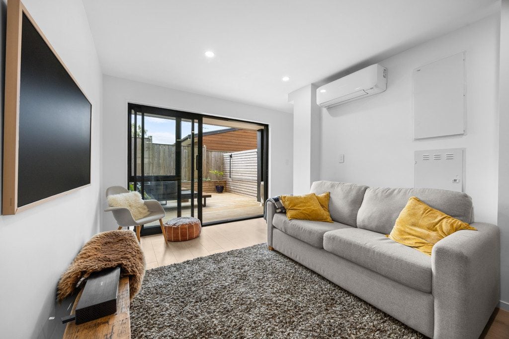 12D Pooley Street, Pakuranga Heights, Auckland - Carousel 2