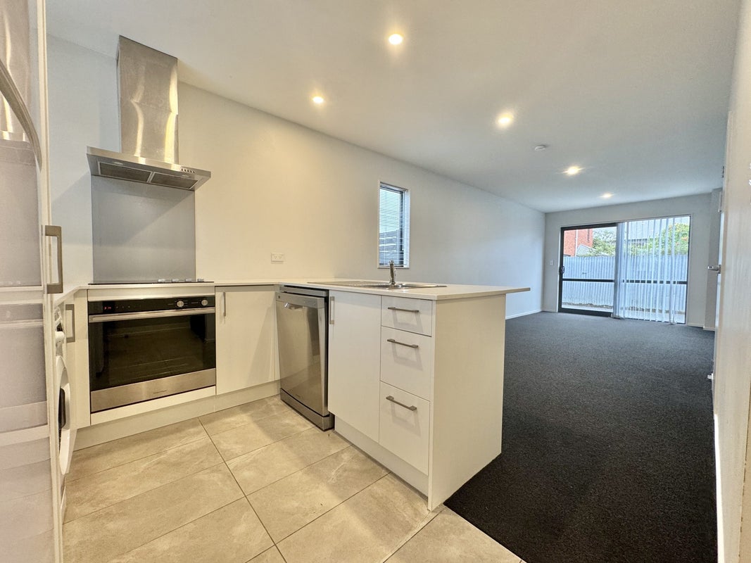63/10 Buffon Street, Waltham, Christchurch - Carousel 2