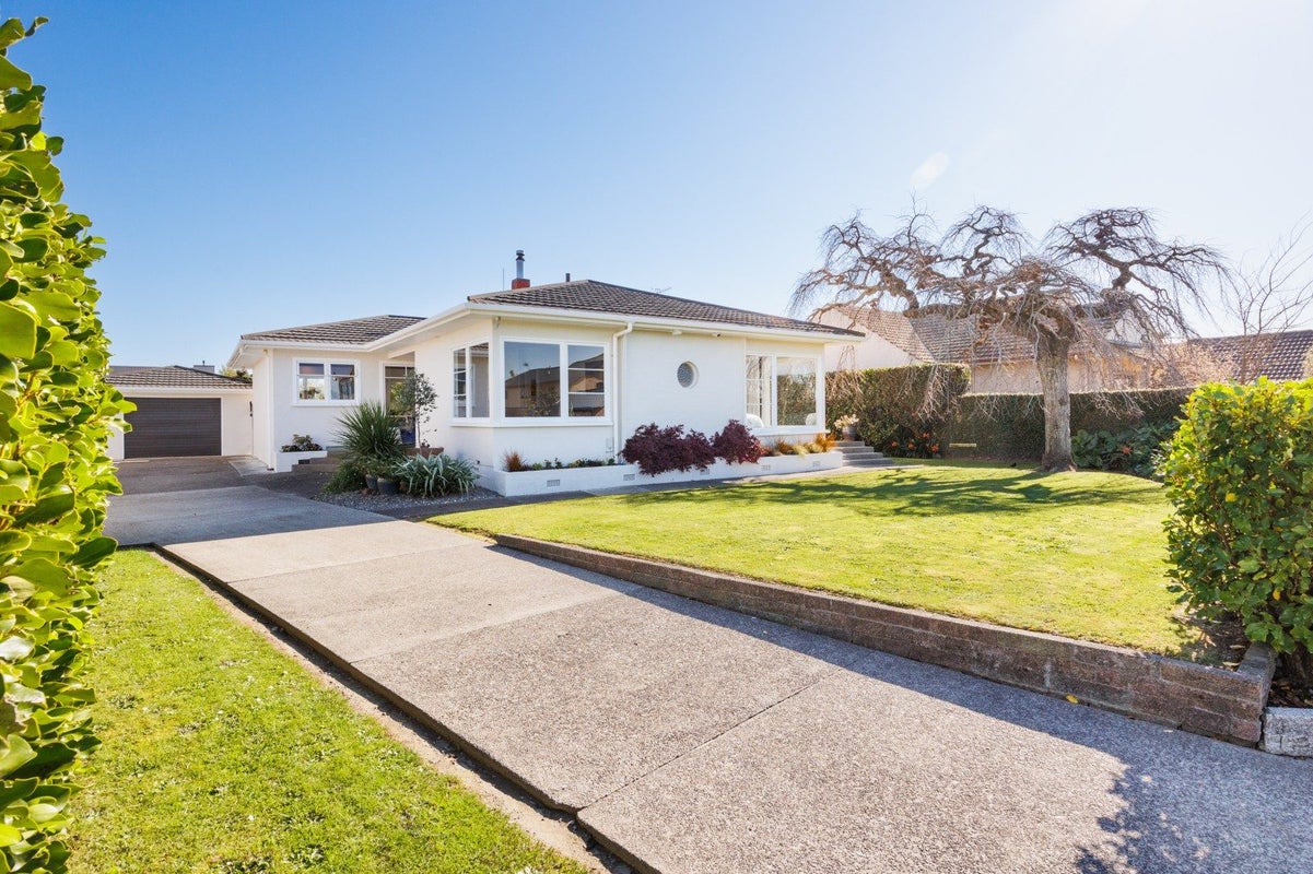 30 Lincoln Terrace, Hokowhitu, Palmerston North, Manawatu / Whanganui - Carousel 1