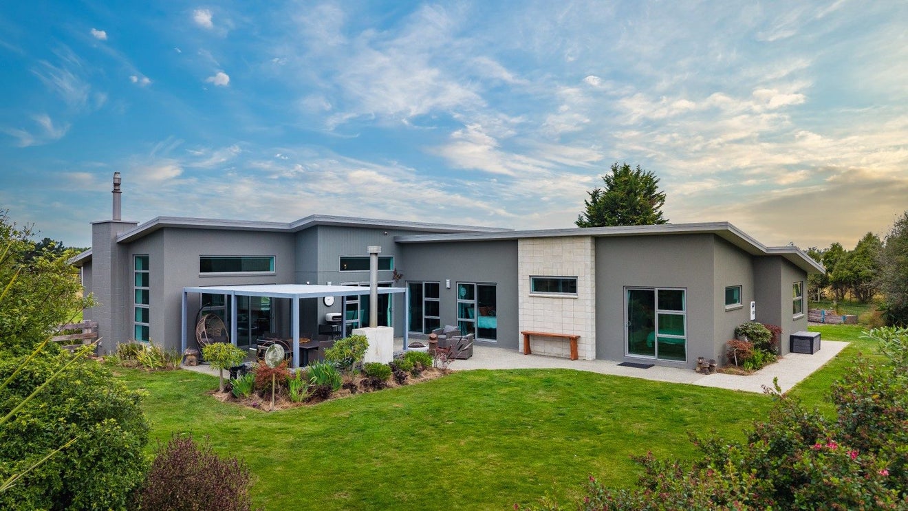 116 Molloys Road, Waimate, Waimate - Carousel 1