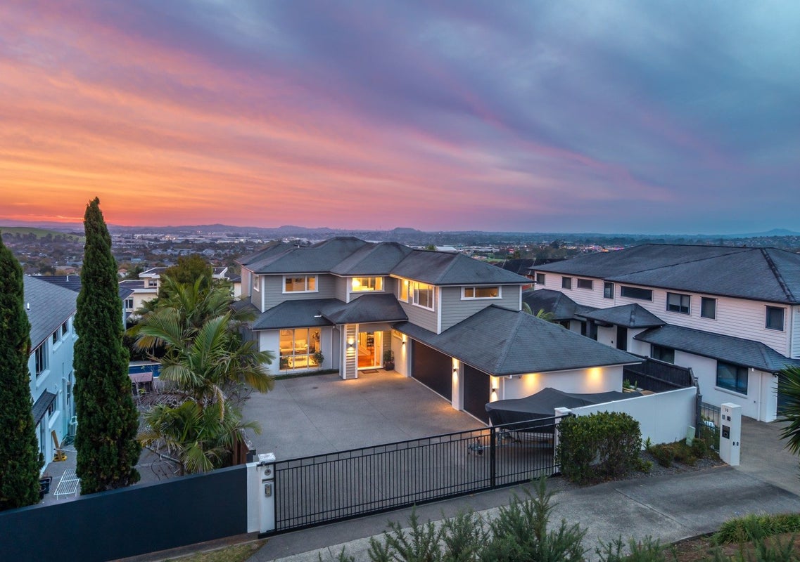 8 Verley Rise, East Tamaki Heights, Auckland - Carousel 1