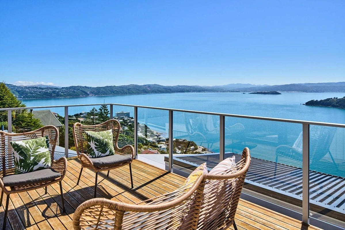 5/25 Thane Road, Roseneath, Wellington - Carousel 1