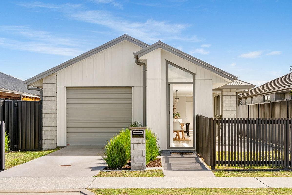 7 Greenwich Street, Papamoa - Carousel 2