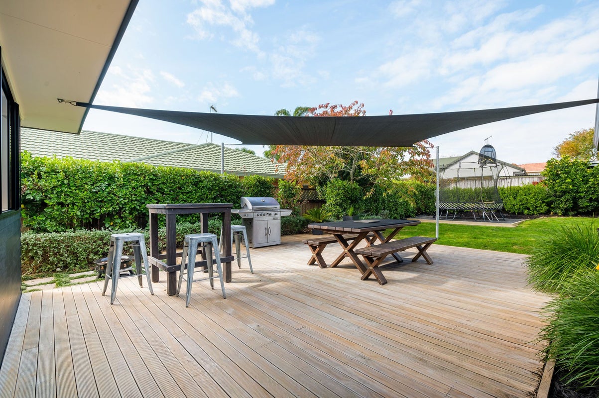 62 Discovery Drive, Flagstaff, Hamilton - Carousel 2