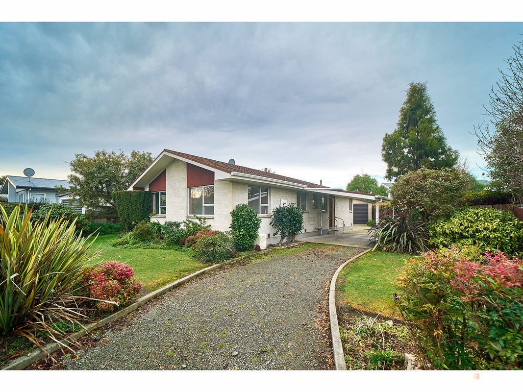 23 Flatman Crescent, Geraldine, Timaru, Canterbury - Carousel 1