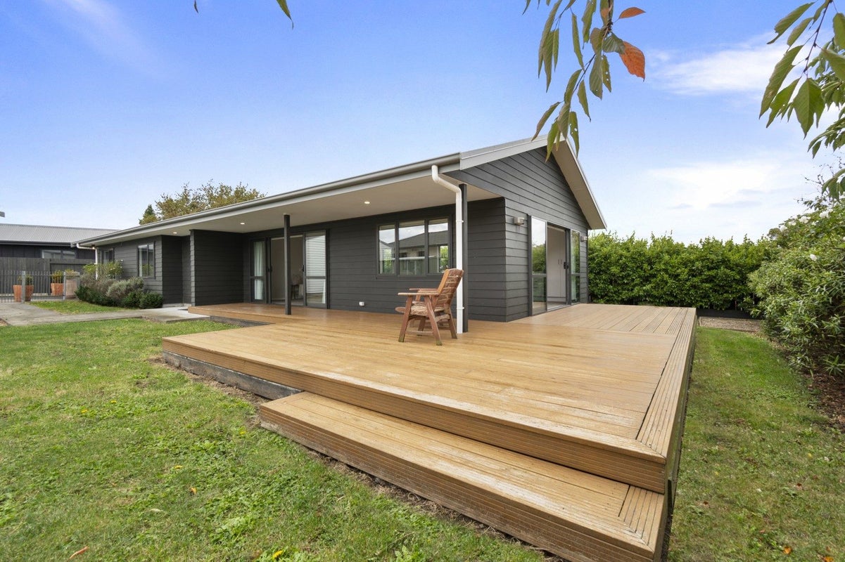 11 Wescombe Grove, Feilding, Feilding - Carousel 2