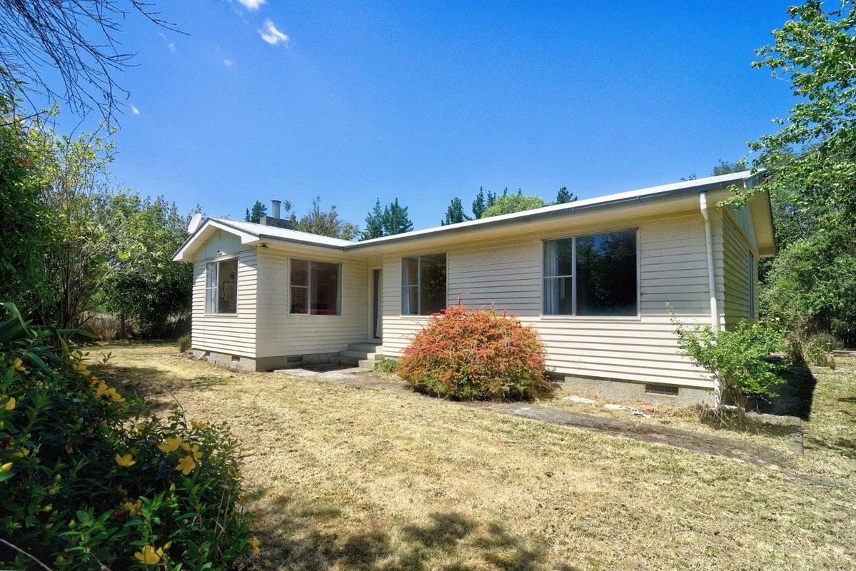 1453 Masterton Castlepoint Road, Tauweru, Masterton - Carousel 1