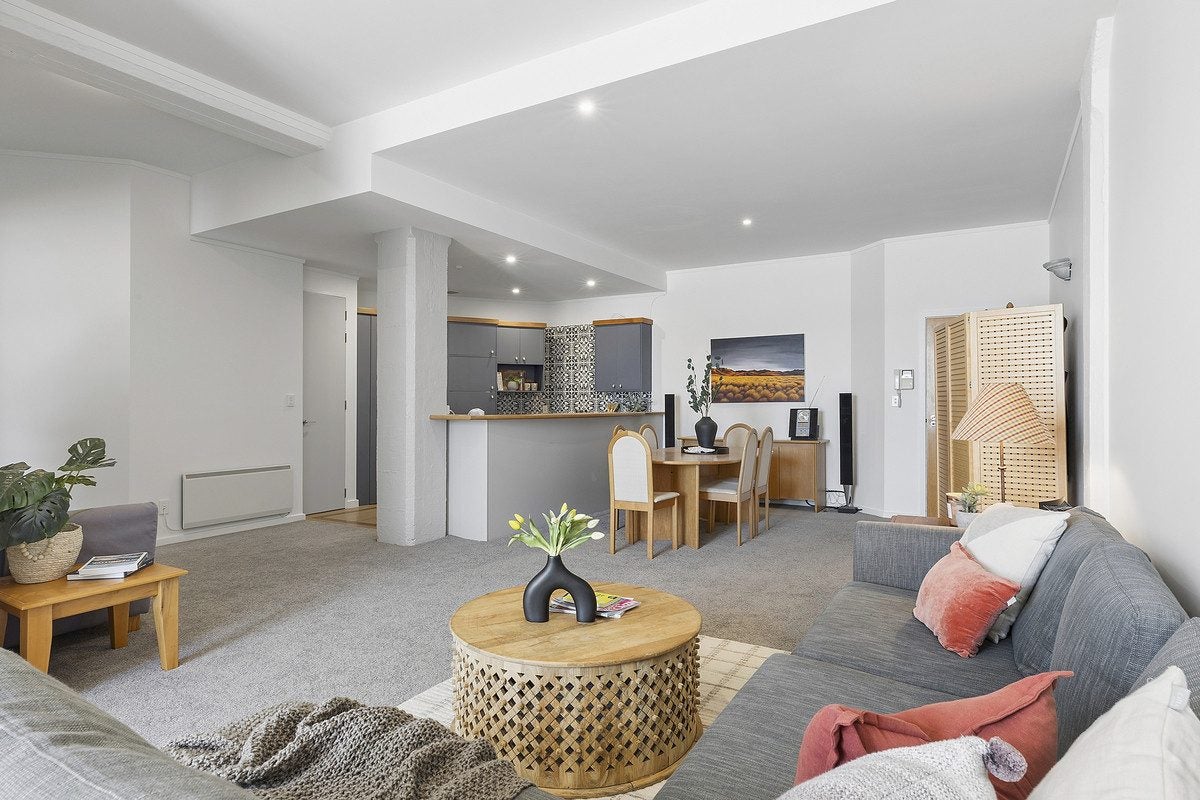 13/37 Majoribanks Street, Mount Victoria, Wellington - Carousel 1