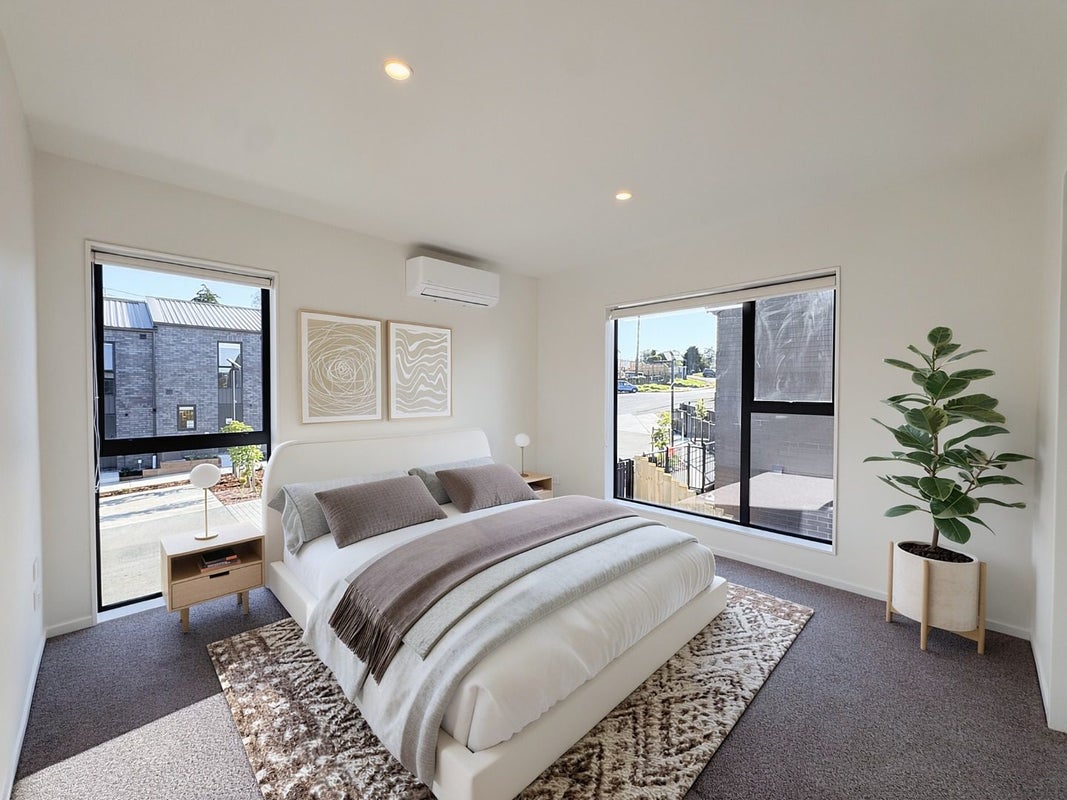 14 Molley Green Place, Mount Roskill, Auckland - Carousel 1