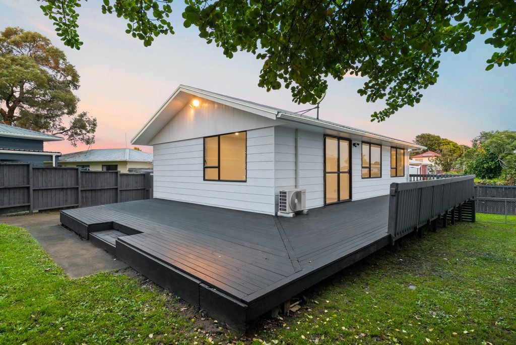 1/63 Palmers Road, Clendon Park, Auckland - Carousel 1
