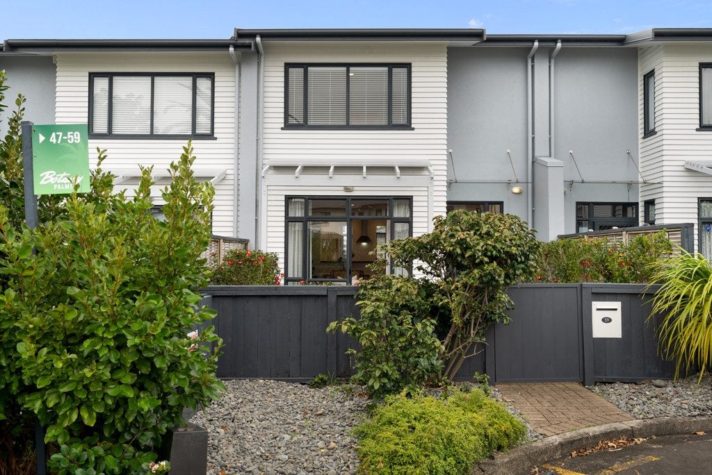 59/2 Armoy Drive, East Tamaki, Auckland - Carousel 1