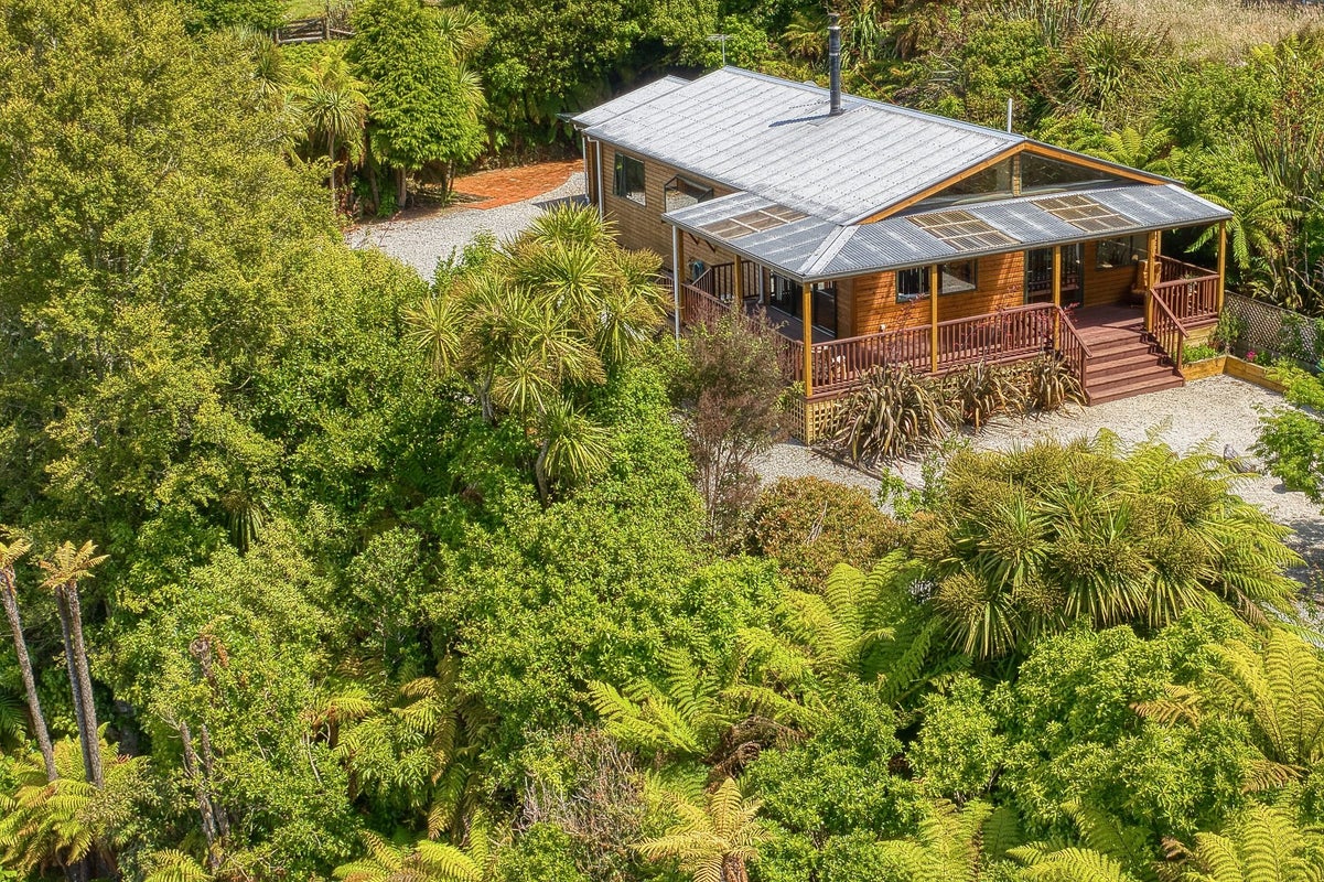 226 Woodstock-Rimu Road, Hokitika - Carousel 1