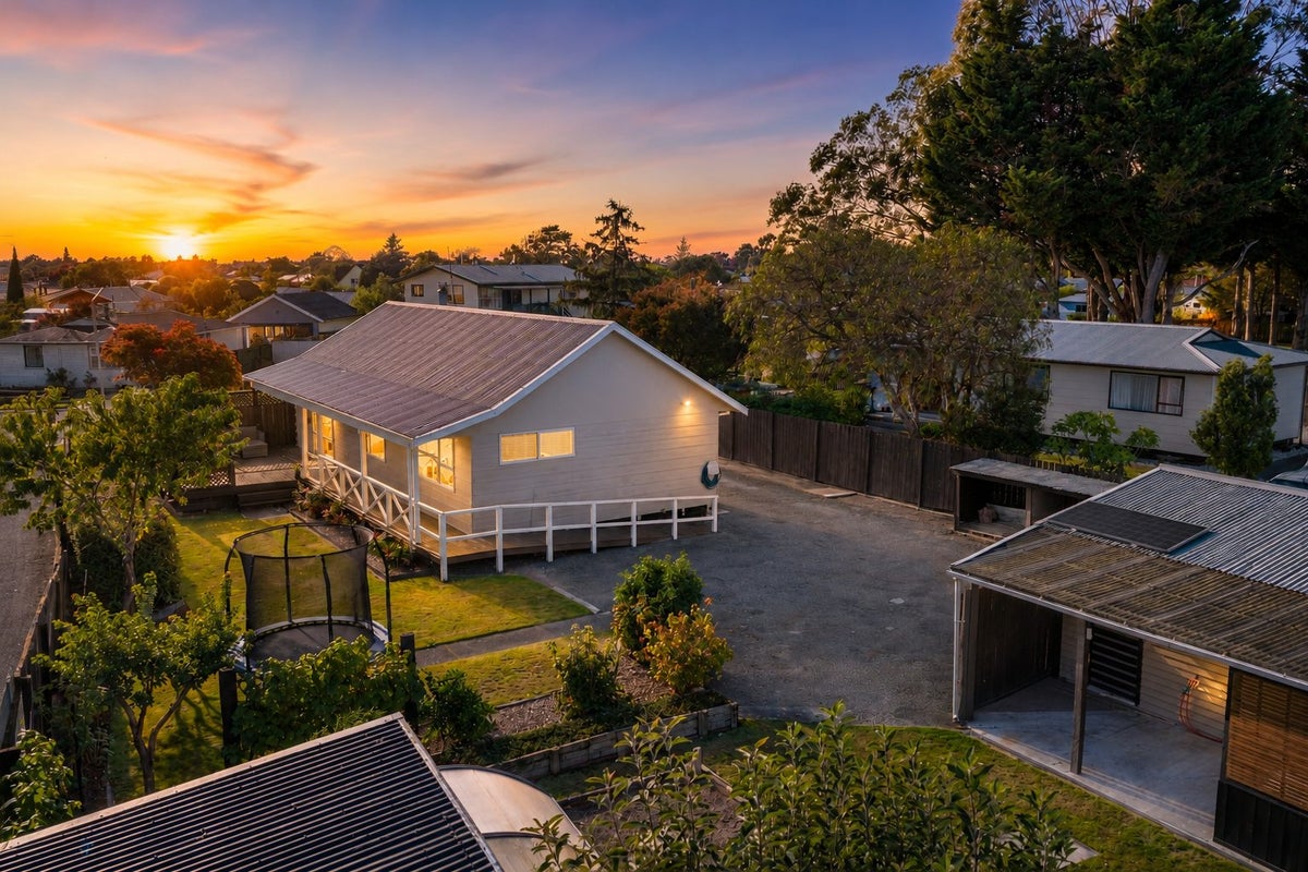 4 Chante Crescent, Renwick - Carousel 1