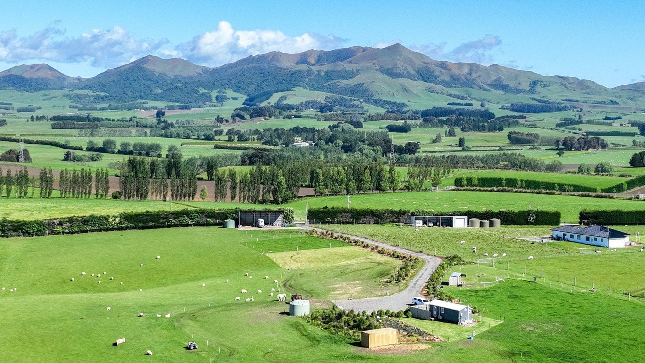 47 Humphries Road, Waimumu, Gore - Carousel 1