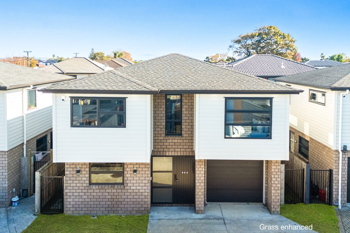 52B Kimpton Road, Papatoetoe, Auckland - Carousel 1