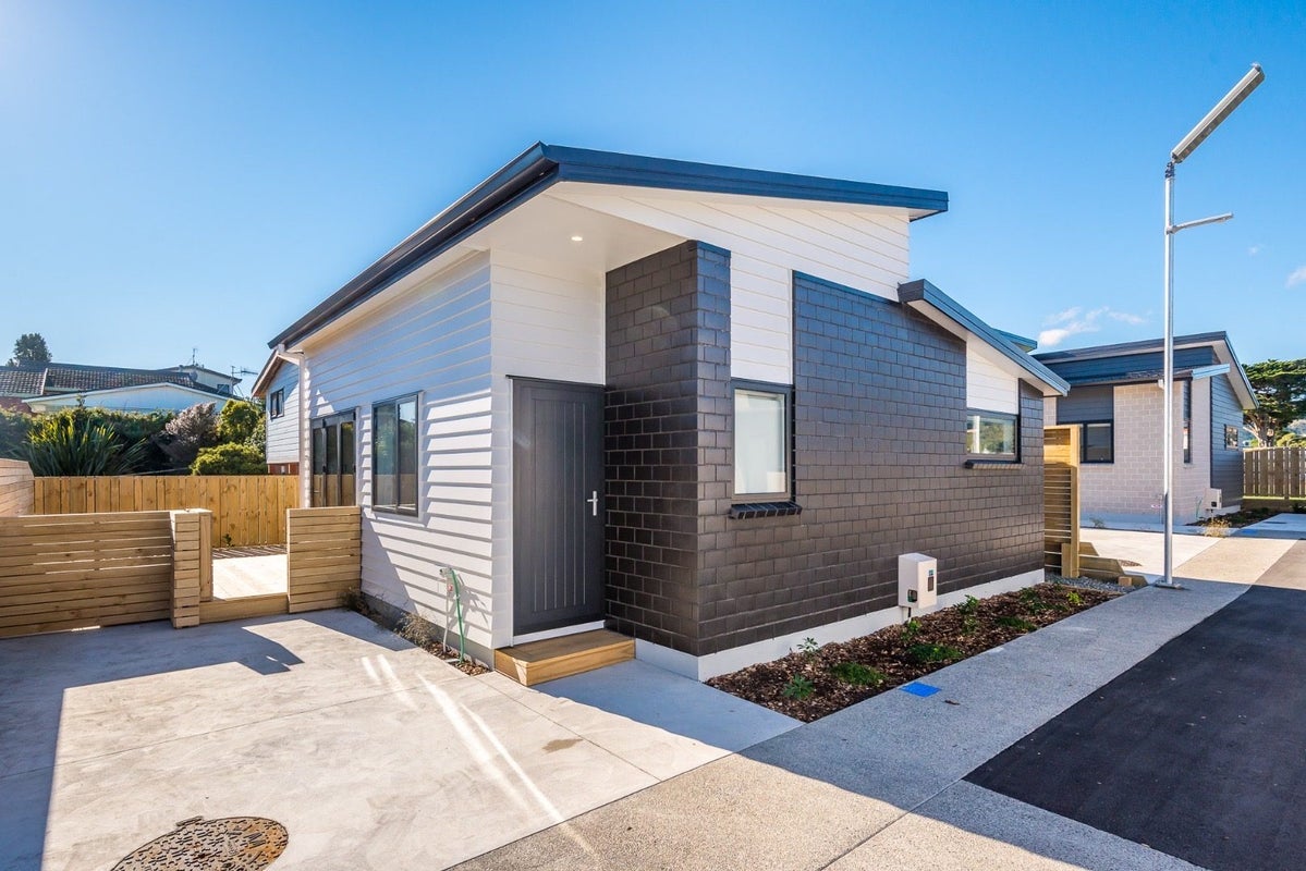 21D Margaret Road, Raumati Beach, Paraparaumu - Carousel 2