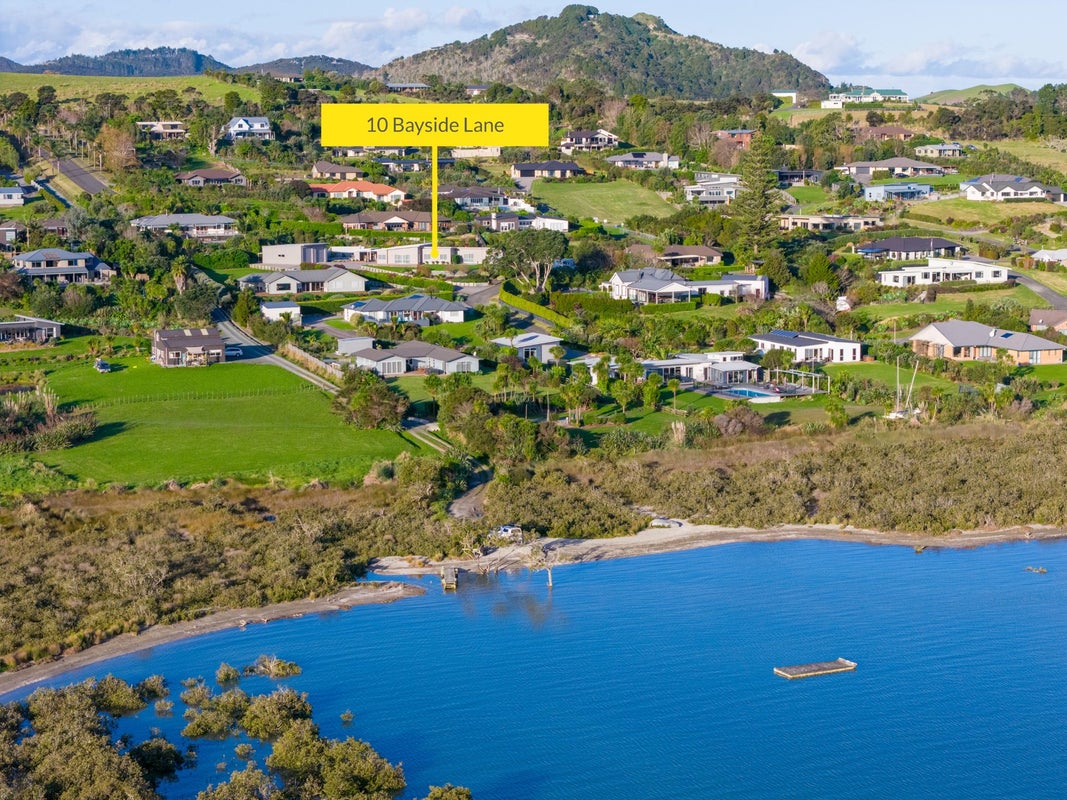 10 Bayside Lane, Parua Bay - Carousel 1
