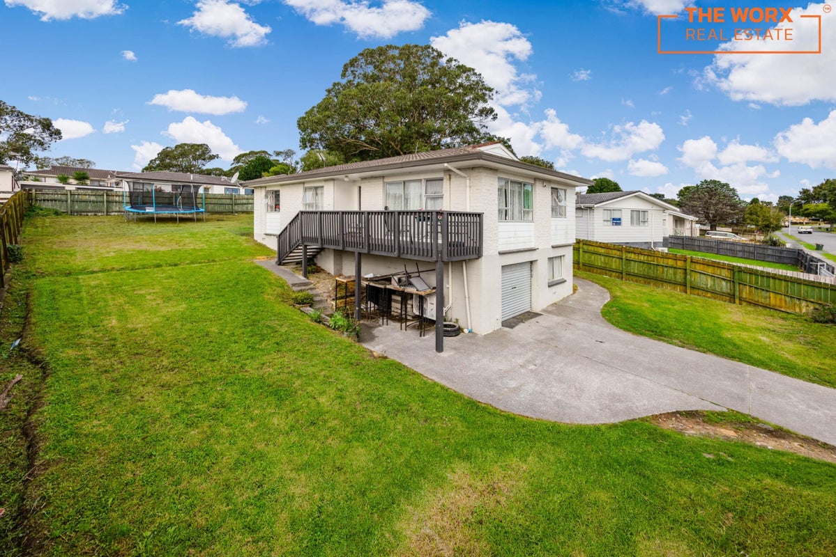 16 Frobisher Way, Clendon Park, Auckland - Carousel 2