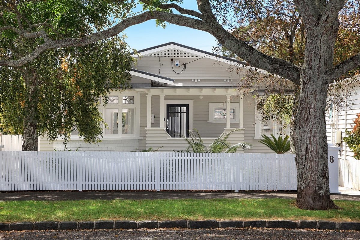 48 Calgary Street, Mount Eden, Auckland - Carousel 2