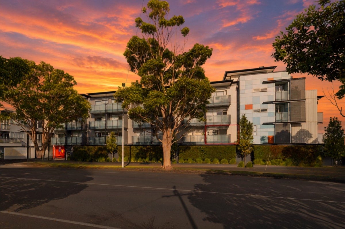 2H/80 Richmond Road, Grey Lynn, Grey Lynn - Carousel 1