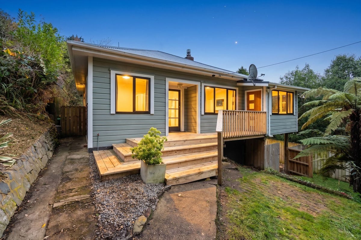 62 Montague Street, North East Valley, Dunedin - Carousel 1