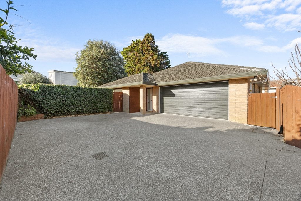 68A Kings Road, Panmure, Auckland - Carousel 1