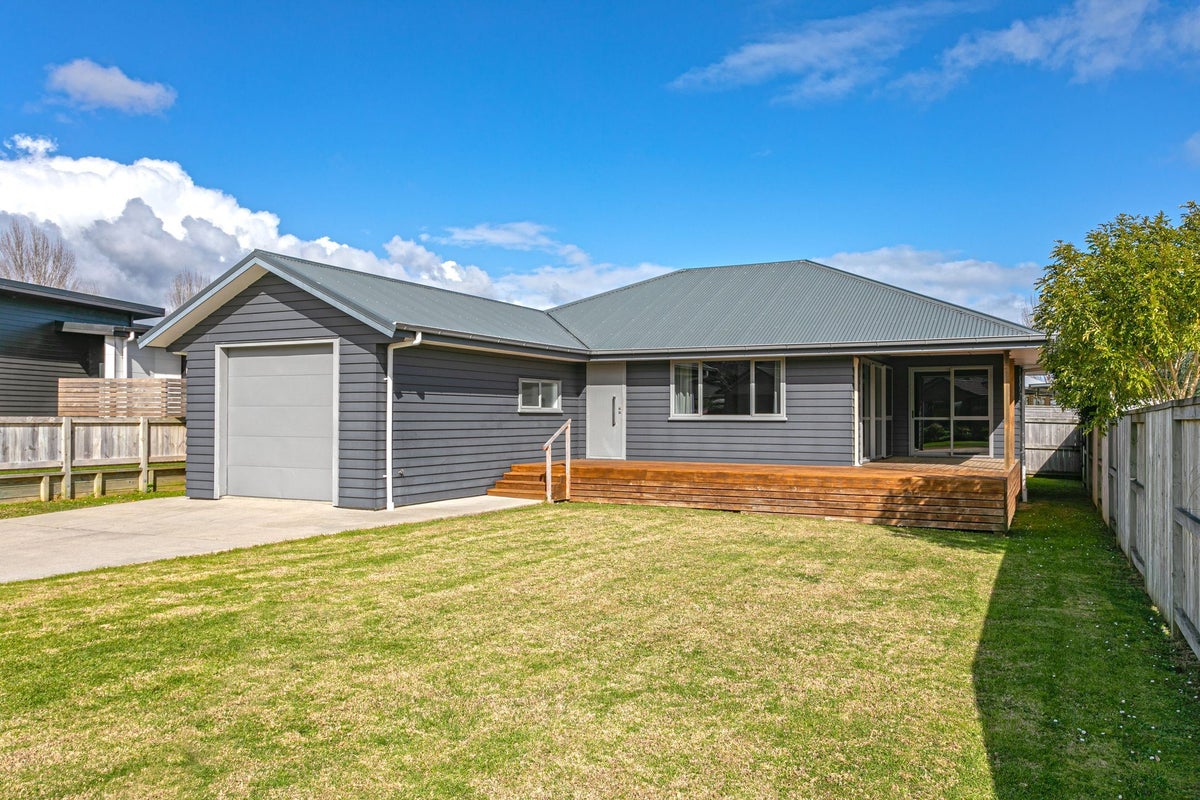 35 Mary-Ellen Place, Coromandel, Coromandel - Carousel 1