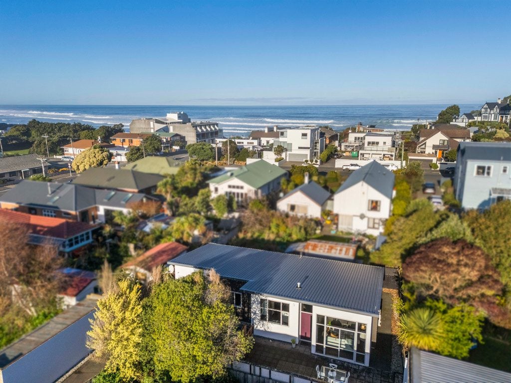 16A Albert Street, Saint Clair, Dunedin - Carousel 2