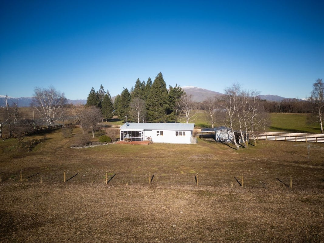 0 Tekapo Twizel Hwy, Pukaki - Carousel 37