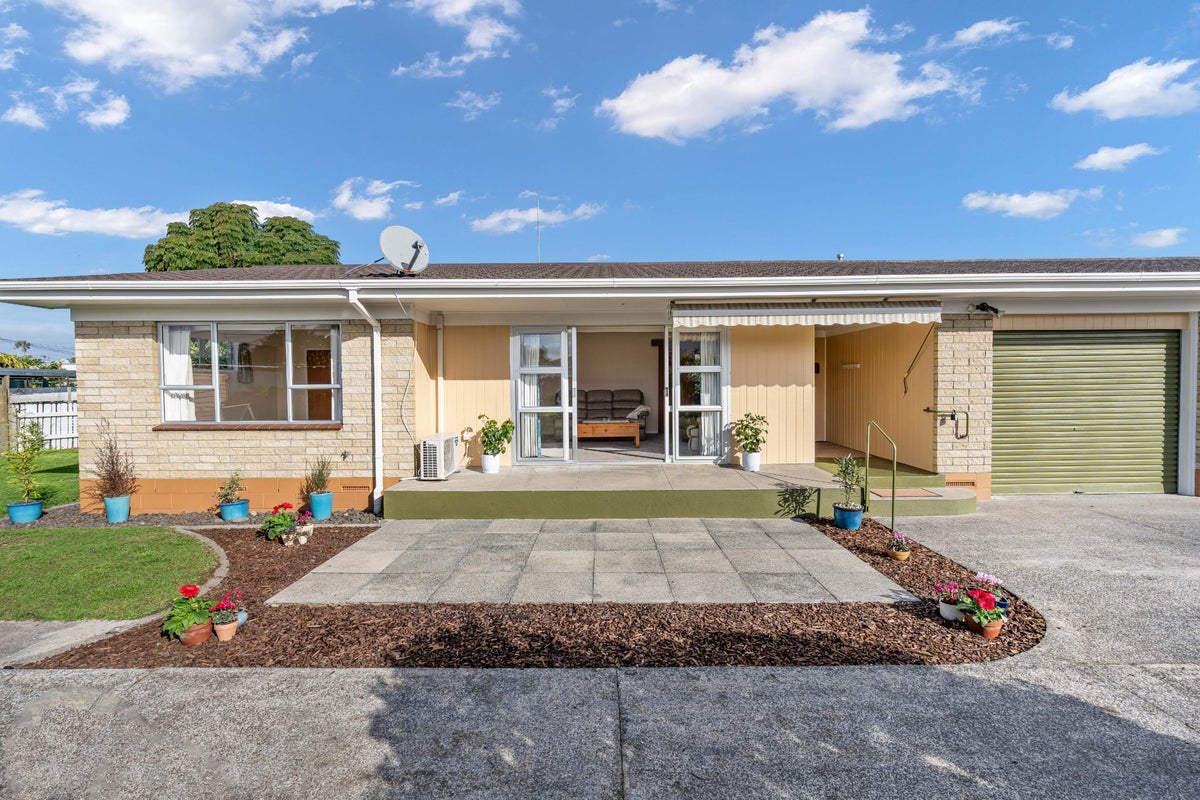 1/6 King Street, Kensington, Whangarei - Carousel 1