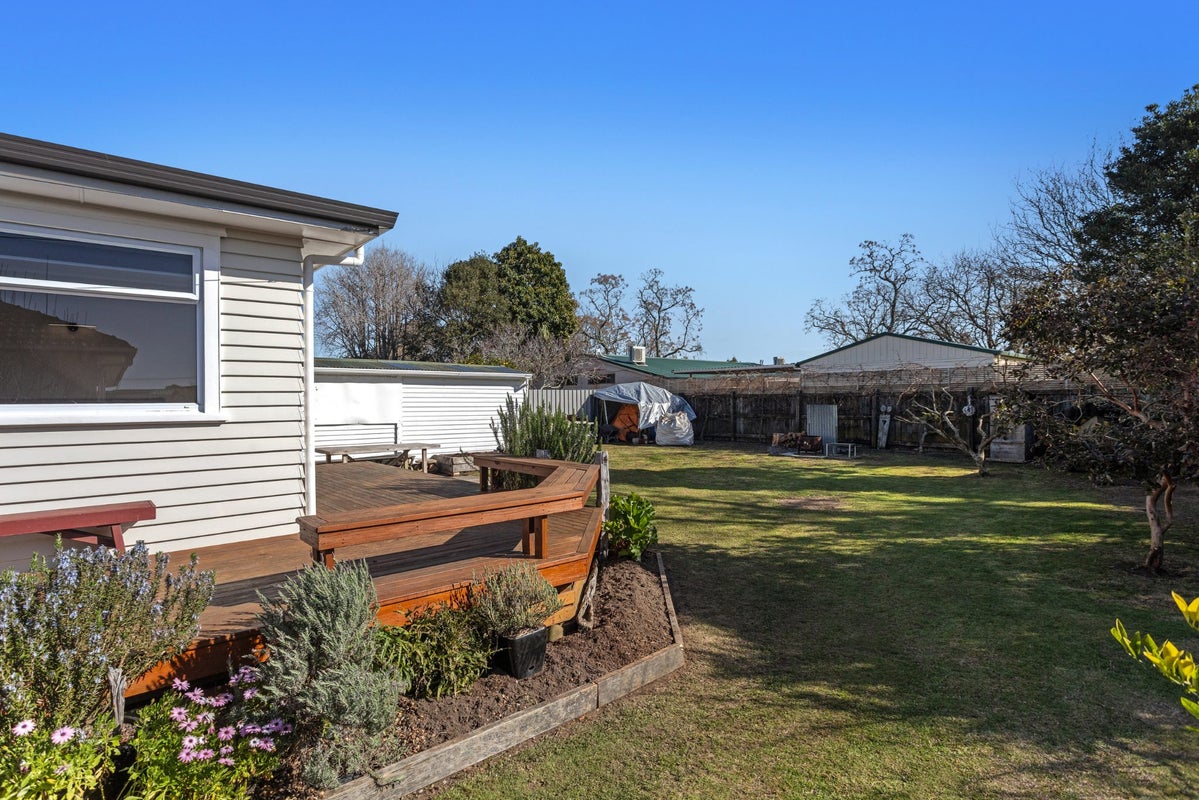 24 Ferry Road, Whakatane, Whakatane - Carousel 17