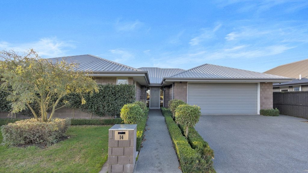 14 Bernice Crescent, Yaldhurst, Christchurch - Carousel 1