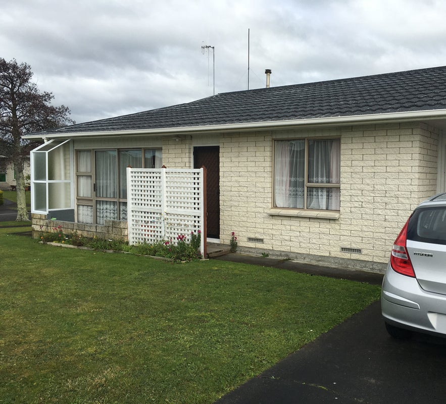 51A Terry Crescent, Milson, Palmerston North - Carousel 2
