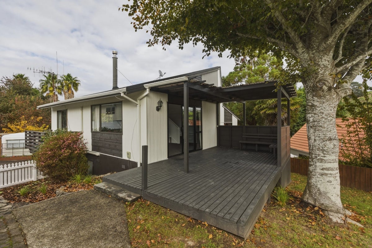 77 Resolution Road, Welcome Bay, Tauranga - Carousel 2