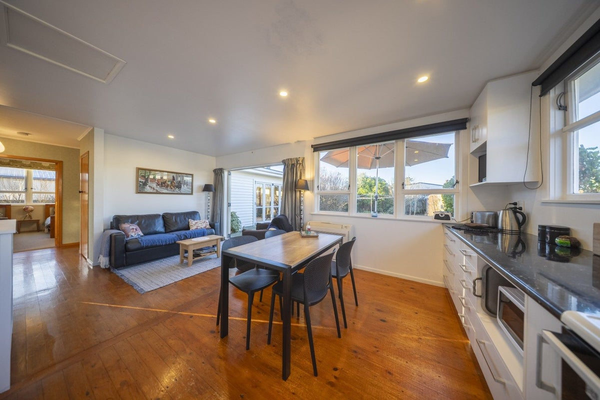 27 Excelsior Place, Manapouri, Manapouri - Carousel 2