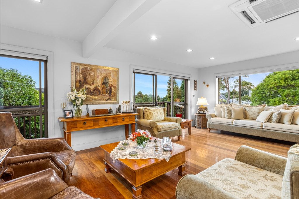 14 Portsea Place, Chatswood, Auckland - Carousel 2