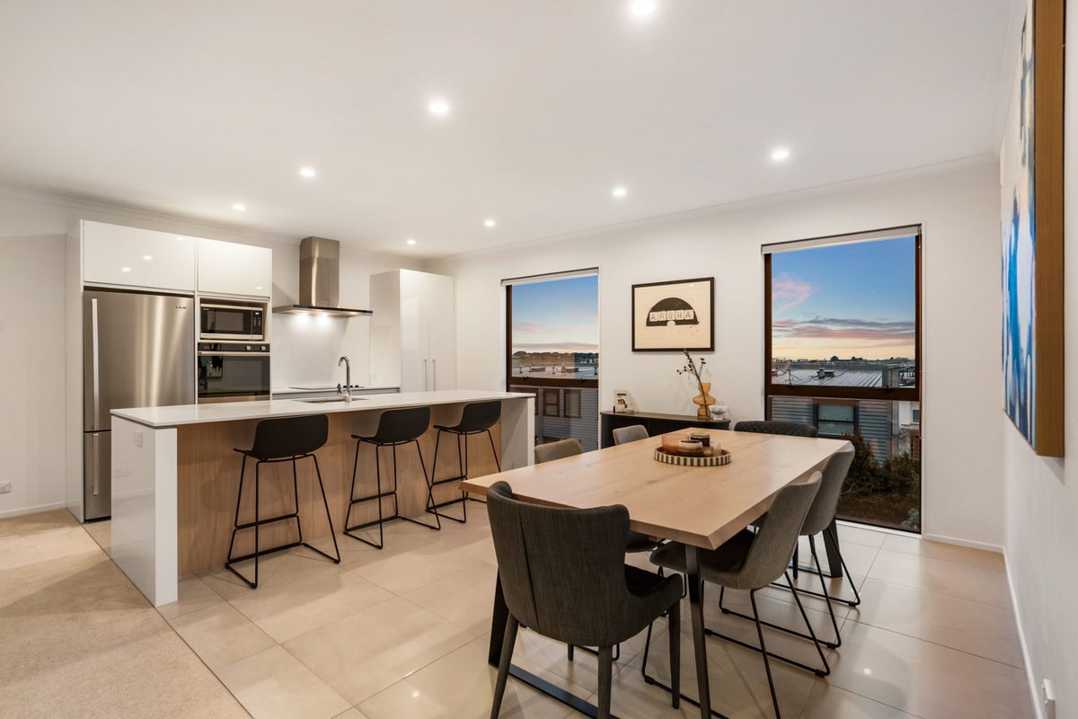 28 Charles Heaphy lane, St Johns, Auckland - Carousel 1