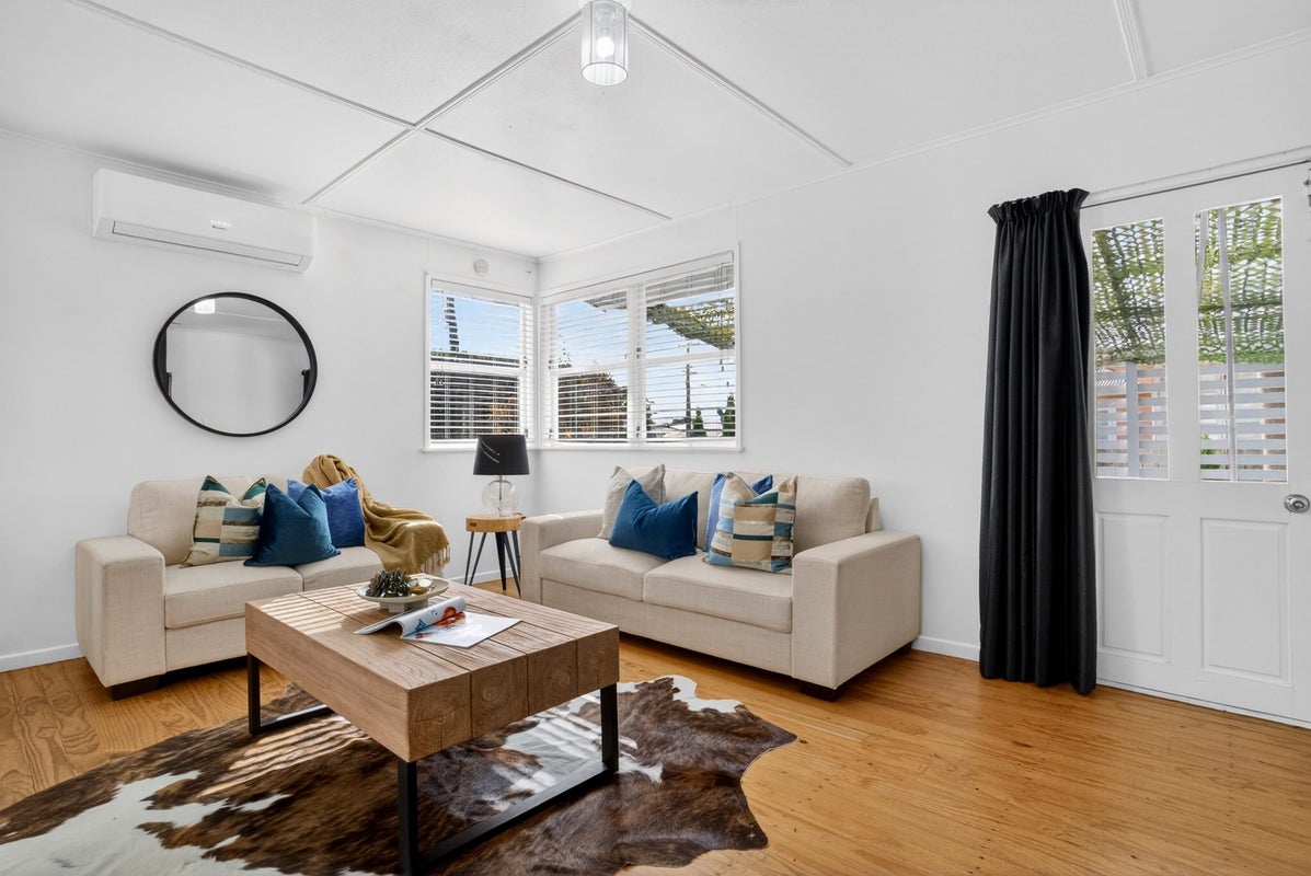 62 Valentine Street, Papakura, Papakura - Carousel 2