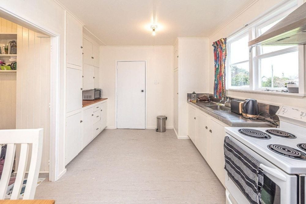 26/28 Beaven Street, Marton, Marton - Carousel 2