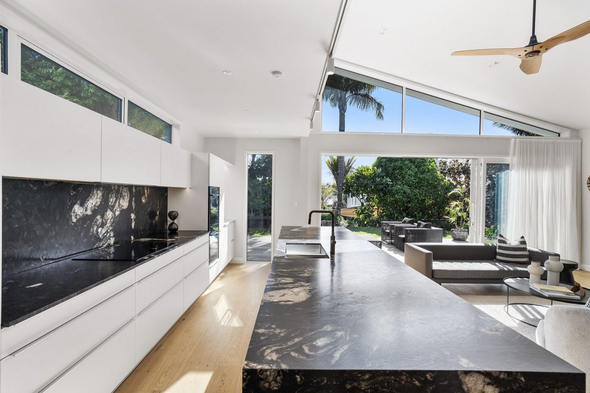 95 Warnock Street, Westmere, Auckland - Carousel 1