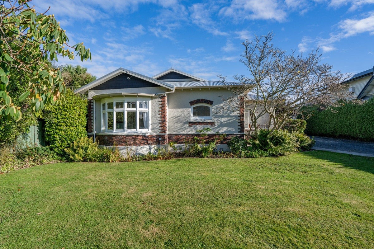 175 Pomona Street, Strathern, Invercargill - Carousel 1