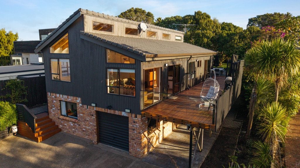 9 Duncan Rise, Herald Island, Auckland - Carousel 1