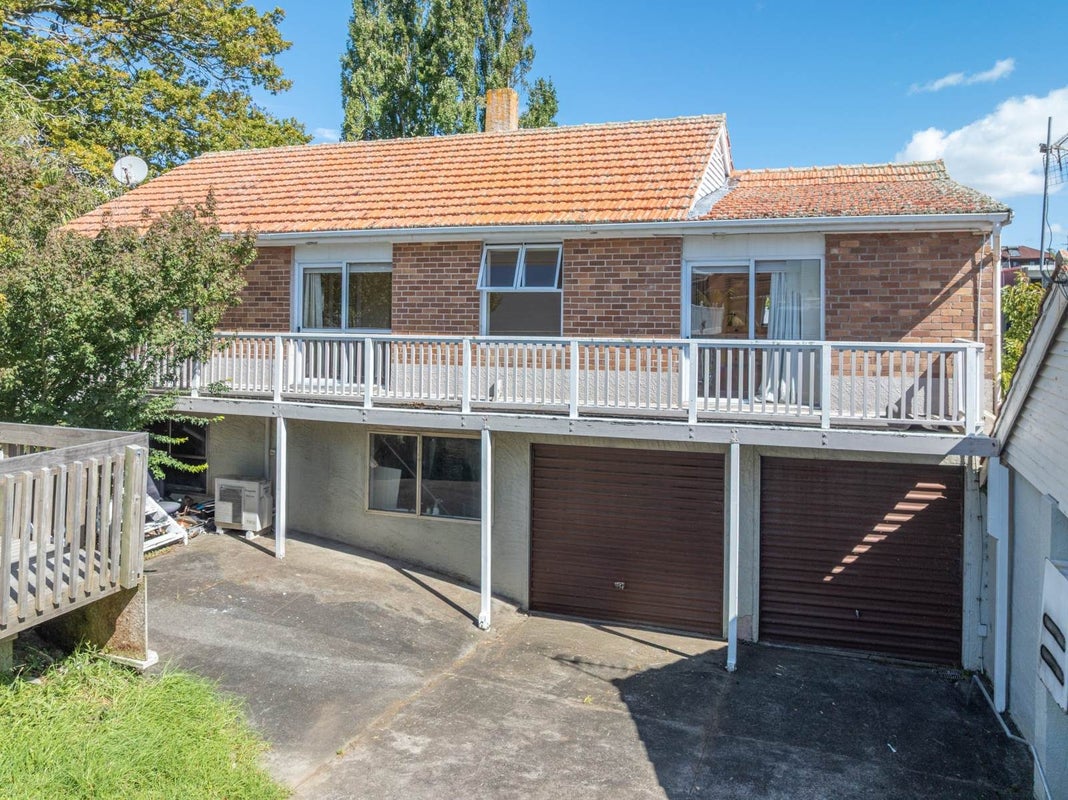 1/441 Dominion Road, Mount Eden, Auckland - Carousel 1