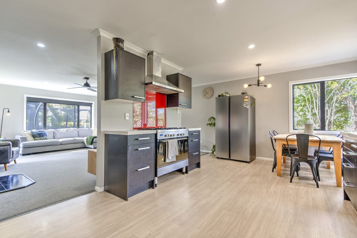 51 Mears Road, St Andrews, Hamilton - Carousel 2